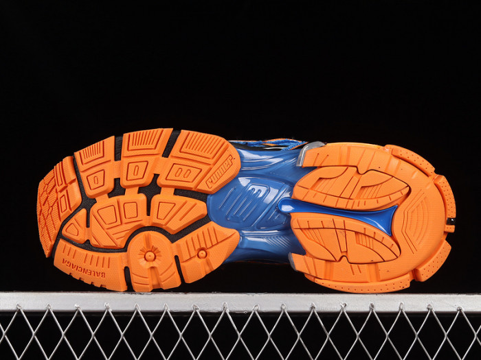 blcg runner sneaker
