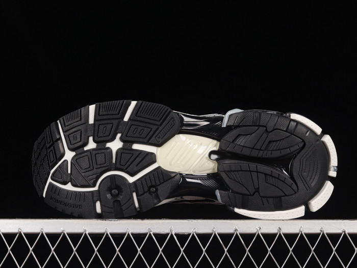 blcg runner sneaker
