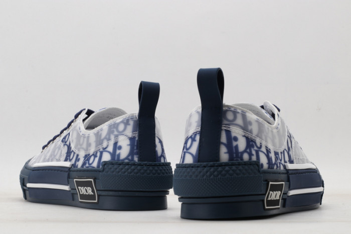 d1or b23 sneaker