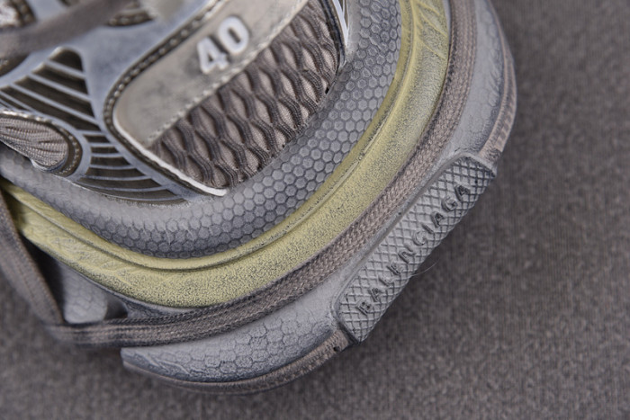 blc* 3xl sneaker