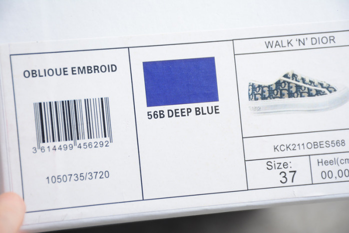 d1or b23 sneaker
