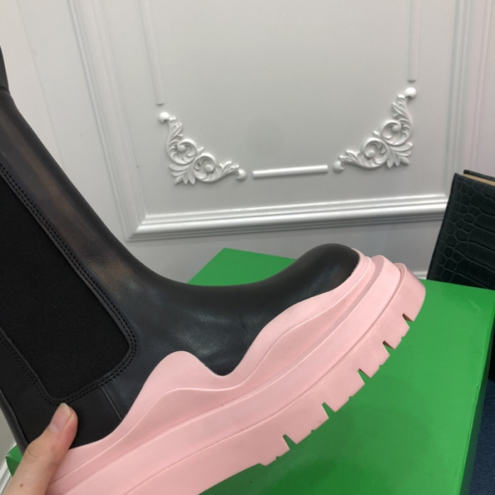 botteg*Ve*ne*ta tire leather ankle boots