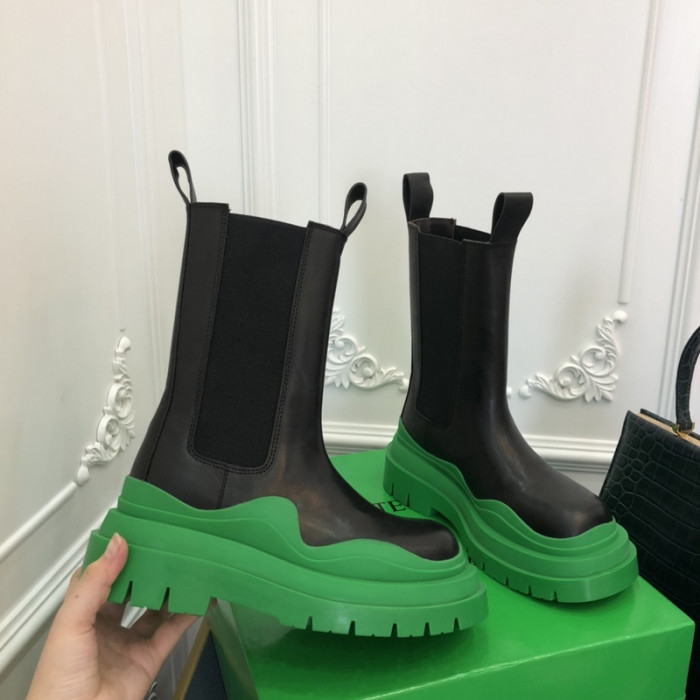 botteg*Ve*ne*ta tire leather ankle boots