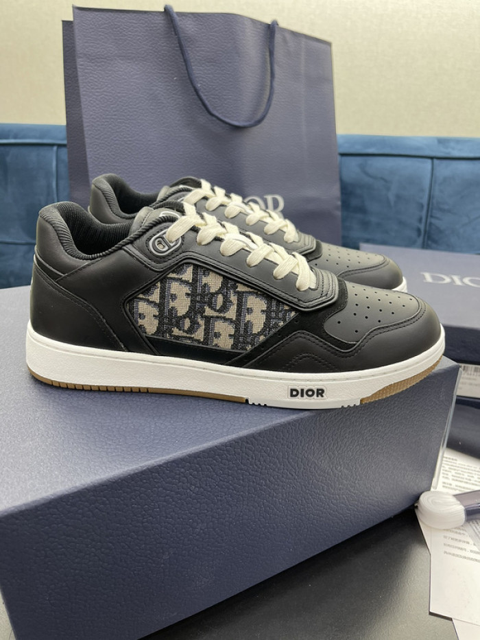 d1or b27 sneaker