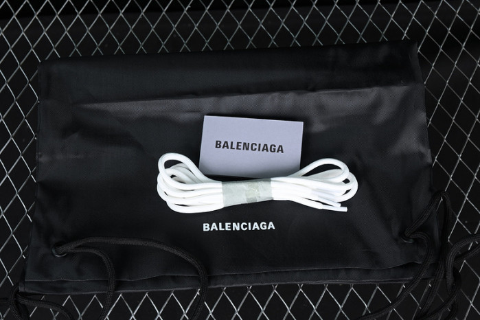 blc* triple s trainer