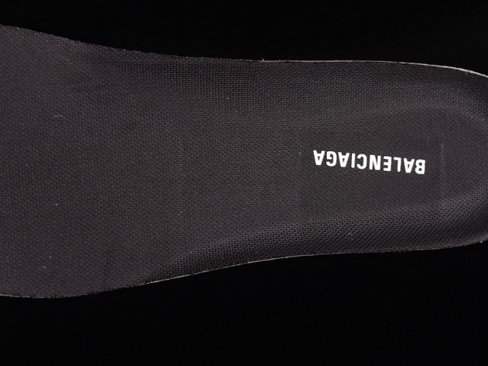 blcg runner sneaker