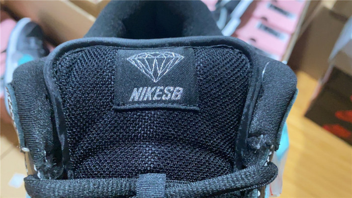nike sb dunk low diamond S*pply co black diamond bv1310-001