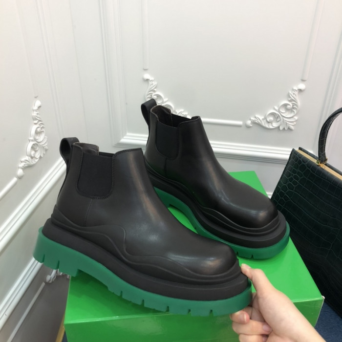 botteg*Ve*ne*ta tire leather ankle boots