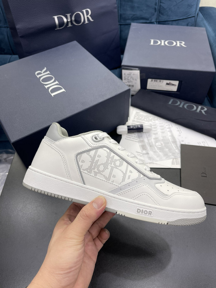 d1or b27 sneaker