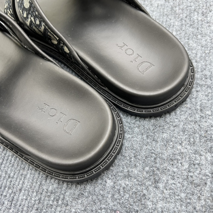 d1or aqua sandal (eu39-eu45)