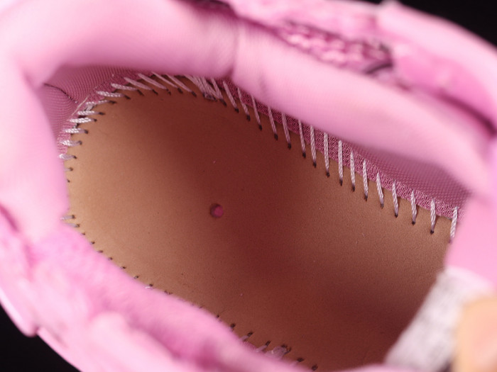 blcg runner sneaker