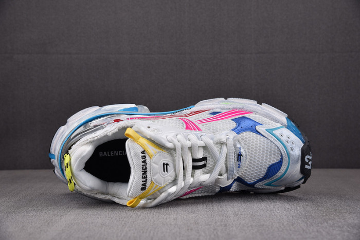 blcg runner sneaker