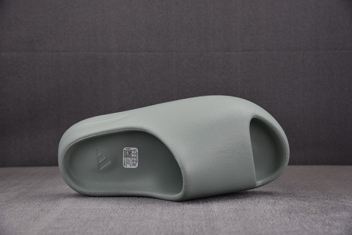 adidas Yeezy Slide “Salt” ID5480