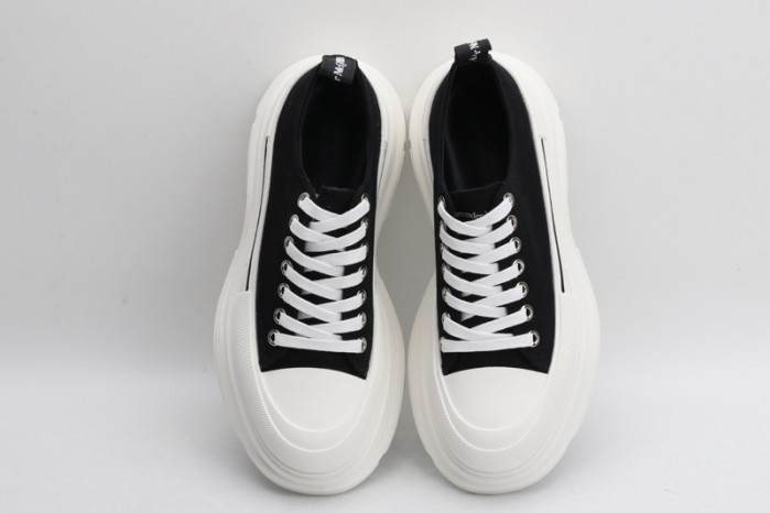 mcqueen tread slick