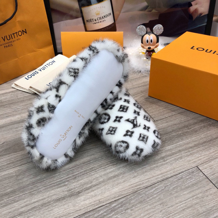 lou1_ton flat mule