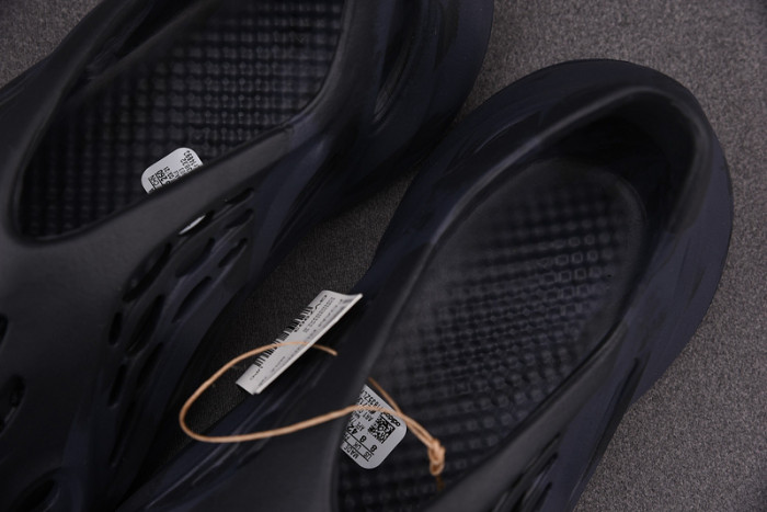 Adidas Yeezy Foam Runner 