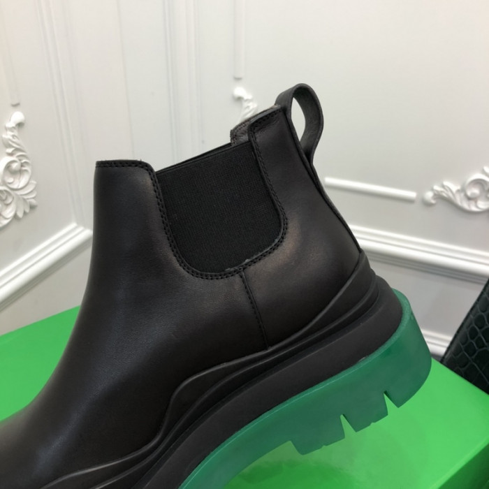 botteg*Ve*ne*ta tire leather ankle boots