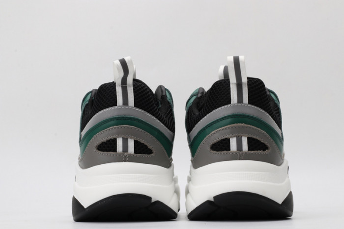 d1or b22 sneaker