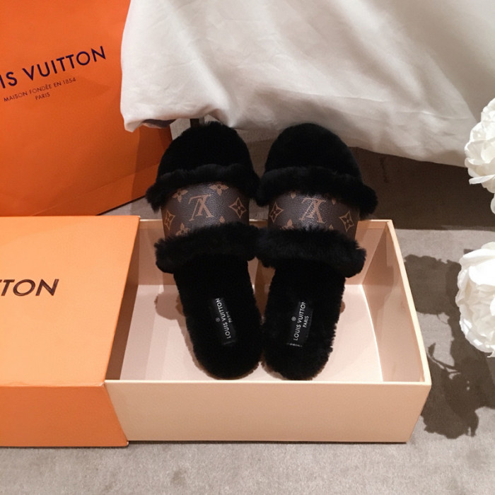 lou1_ton flat mule