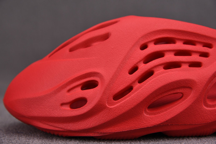 Adidas Yeezy Foam RNNR “Vermilion” - GW3355