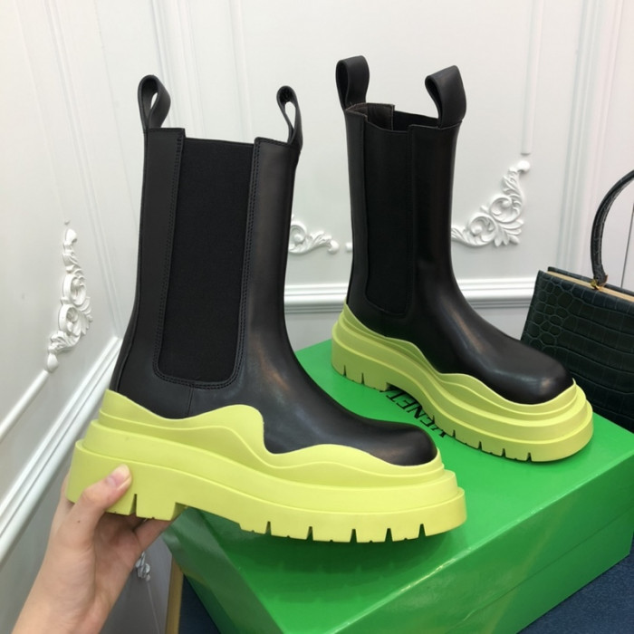 botteg*Ve*ne*ta tire leather ankle boots