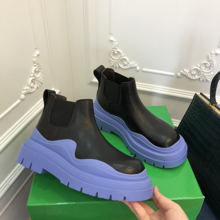 botteg*Ve*ne*ta tire leather ankle boots