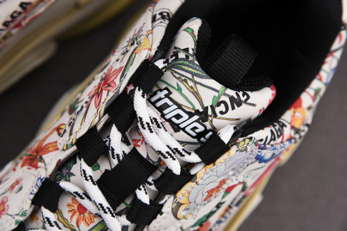 blc* x gucc1 triple s trainer