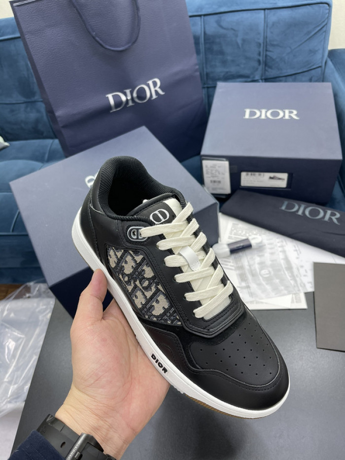 d1or b27 sneaker