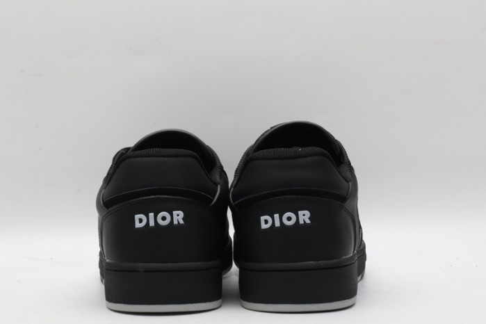 d1or b27 sneaker