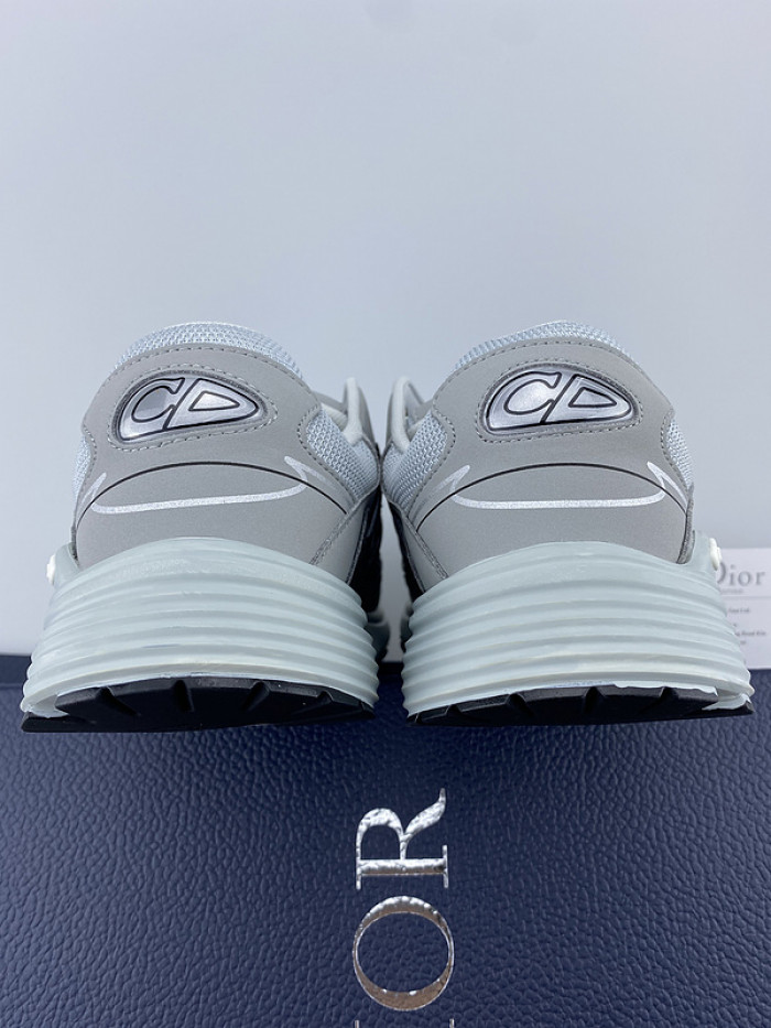 d1or b30 sneaker