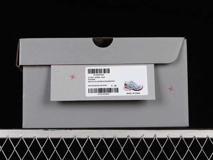 blcg runner sneaker