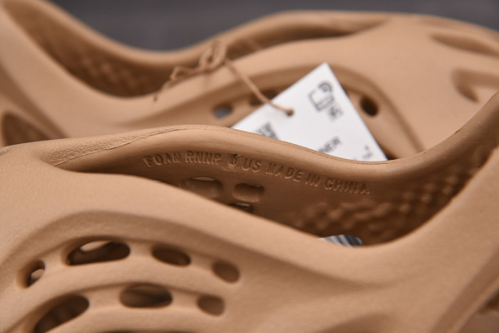 Adidas Yeezy Foam RNNR Ochre - GW3354