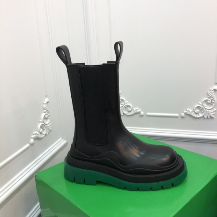 botteg*Ve*ne*ta tire leather ankle boots