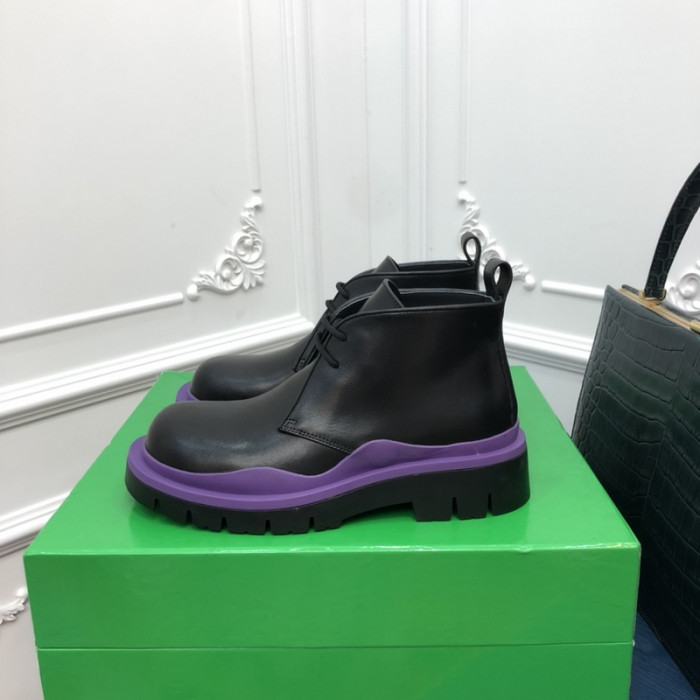 botteg*Ve*ne*ta tire leather ankle boots