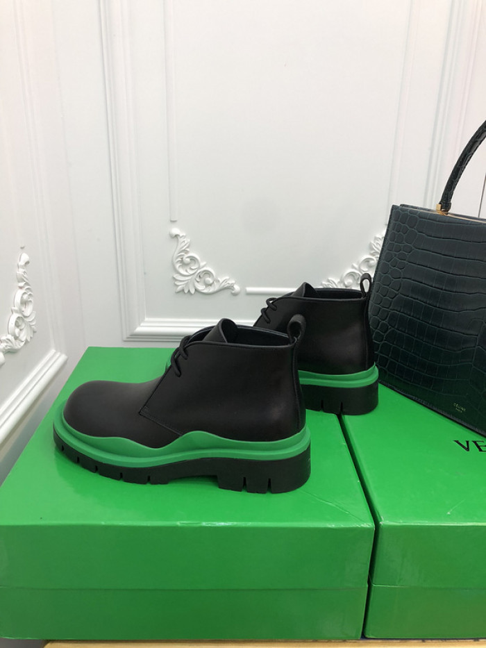 botteg*Ve*ne*ta tire leather ankle boots