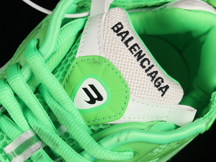 blcg runner sneaker