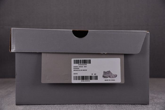 blcg runner sneaker