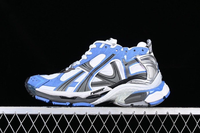 blcg runner sneaker