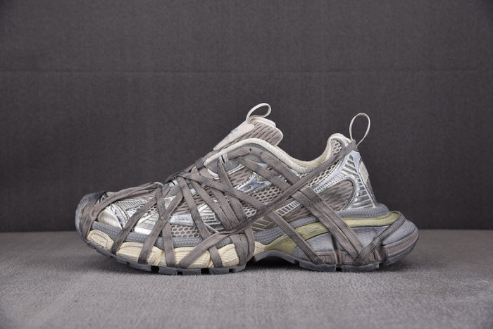 blc* 3xl sneaker