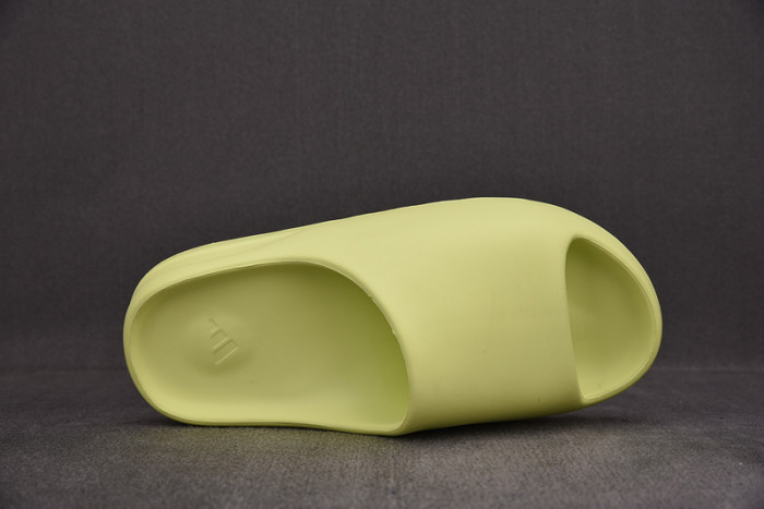 ADIDAS YEEZY SLIDE GLOW GREEN - GX6138