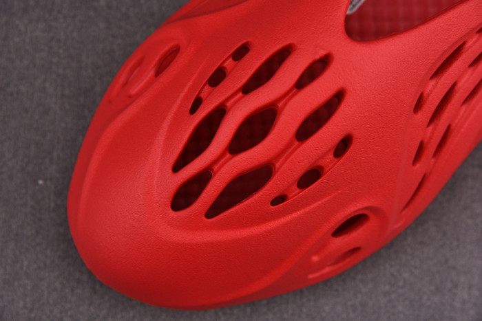 Adidas Yeezy Foam RNNR “Vermilion” - GW3355
