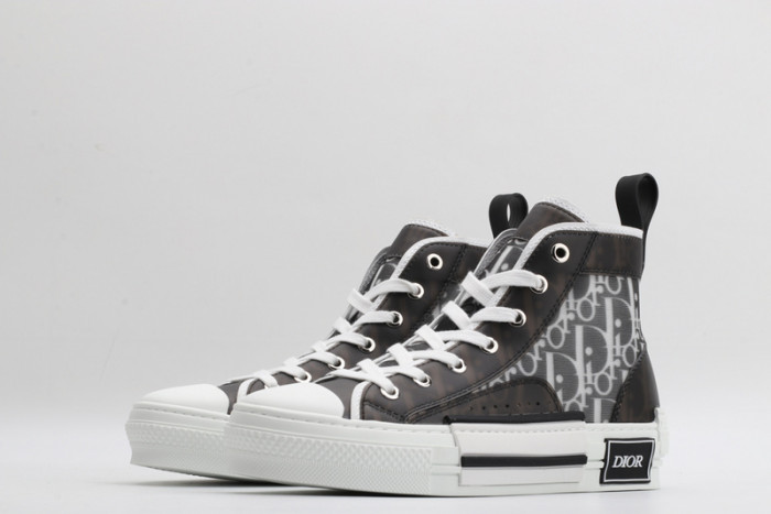 d1or b23 sneaker