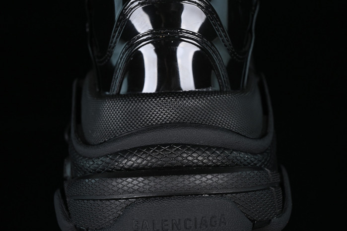 blc* triple s trainer
