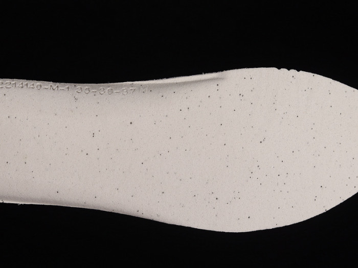 blcg runner sneaker