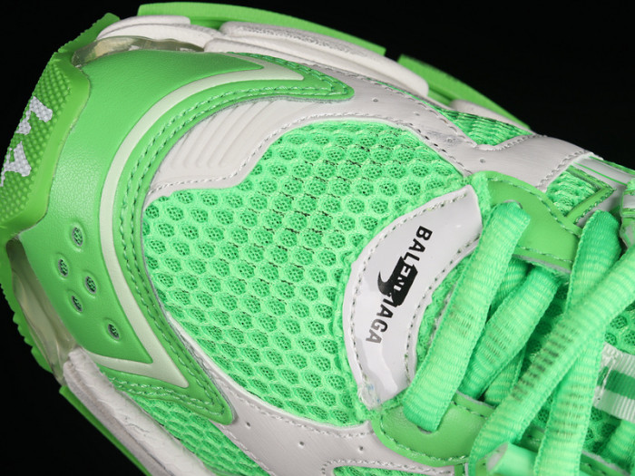 blcg runner sneaker