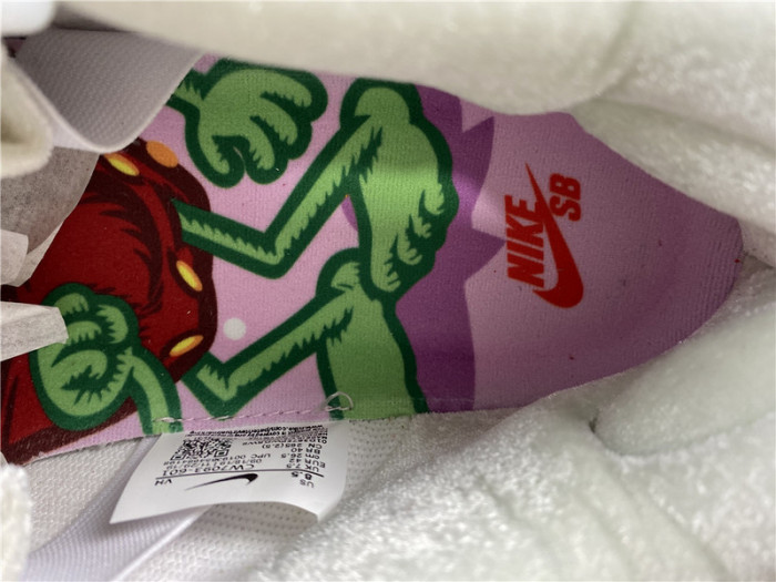 nike sb dunk low strawberry cough cw7093-601