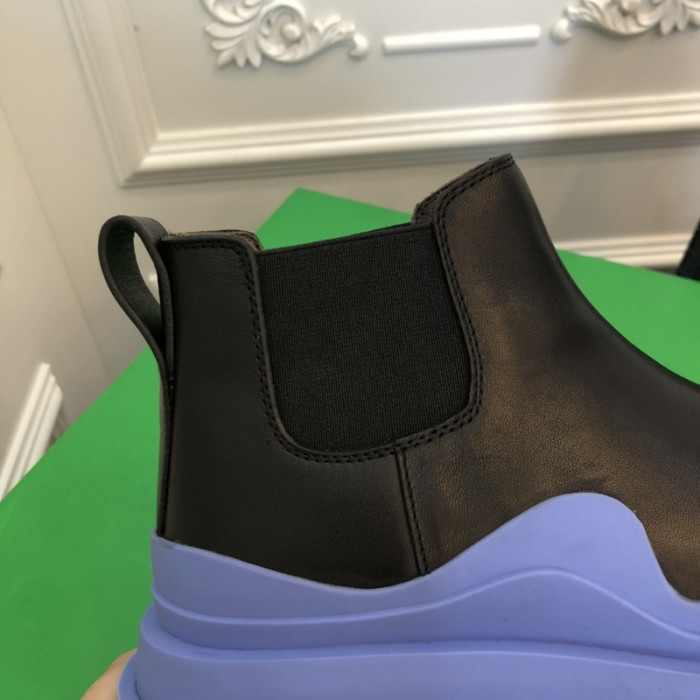 botteg*Ve*ne*ta tire leather ankle boots