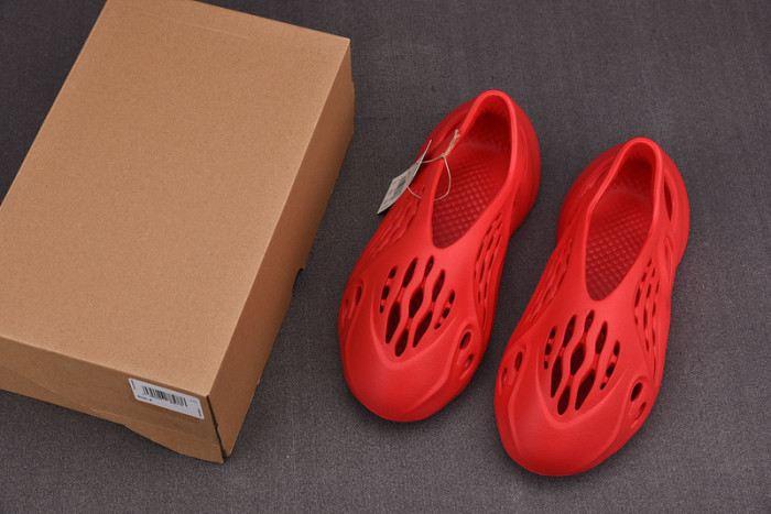 Adidas Yeezy Foam RNNR “Vermilion” - GW3355