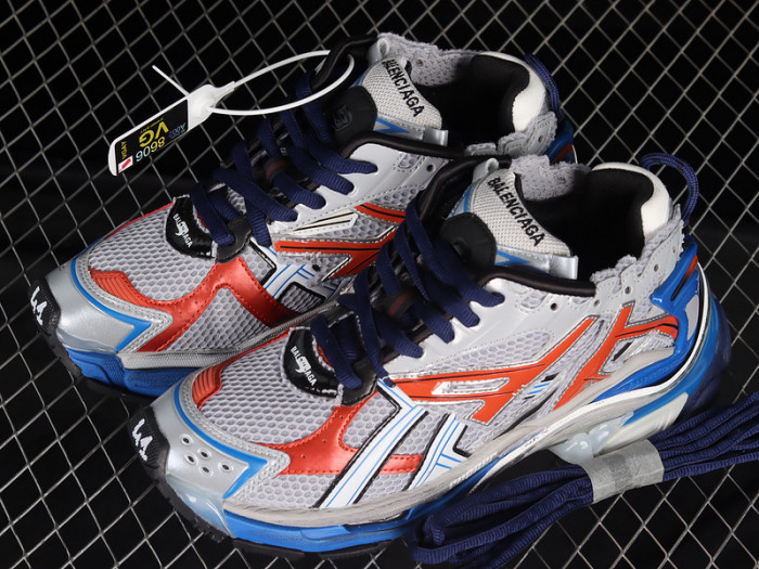 blcg runner sneaker