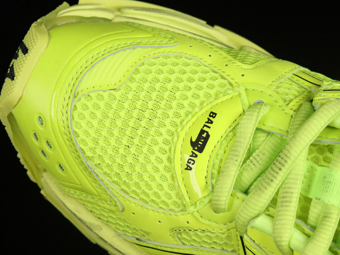 blcg runner sneaker